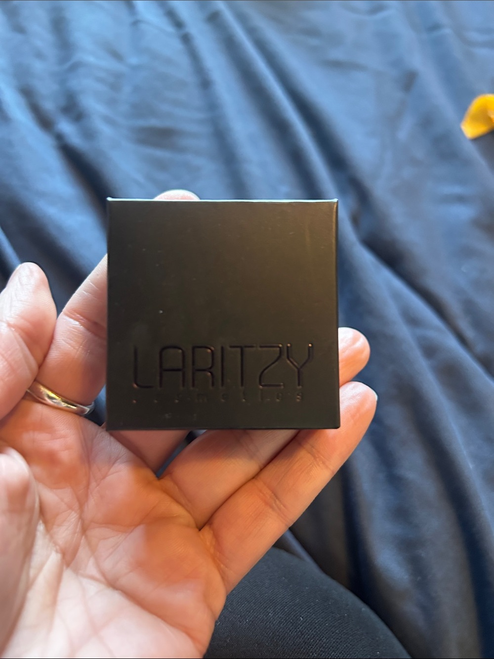 Laritzy Cream Highlighter in Halo